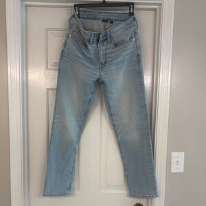 American Eagle Outfitters Blue Straight-Leg Jeans. 28x30